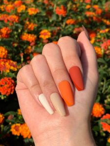 Read more about the article The Art of Stiletto Nails: Glamour Meets Edge!